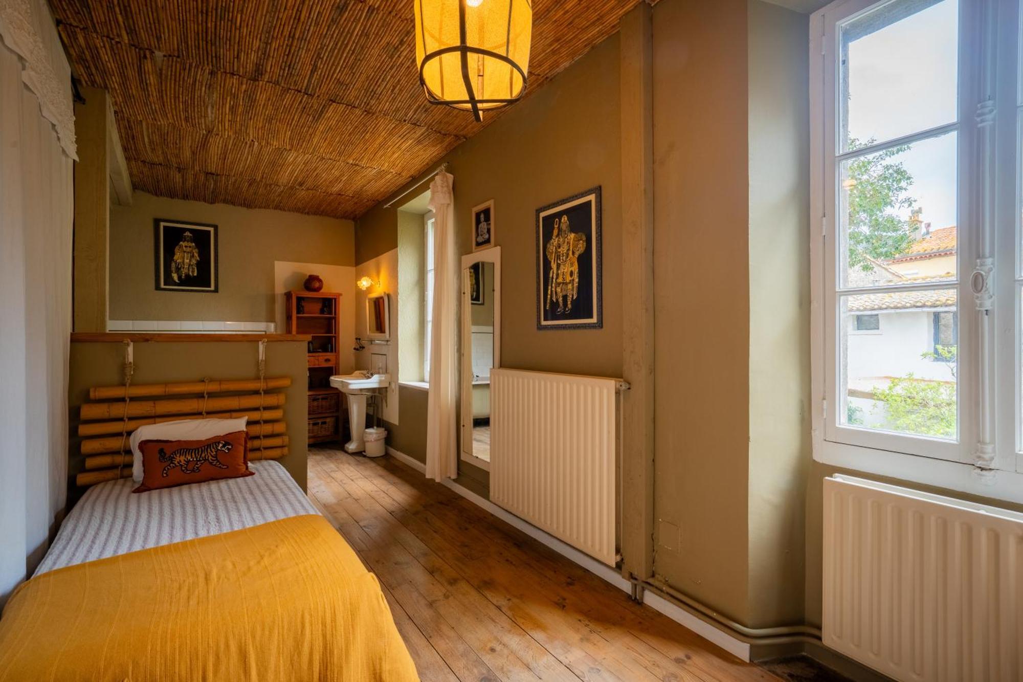 Prieure Saint-Louis Maison D'Hotes Флур Экстерьер фото