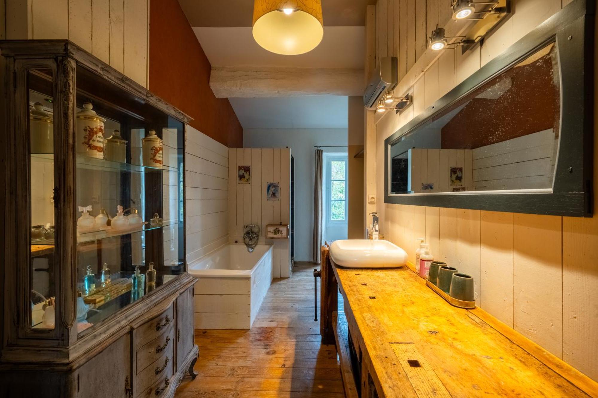 Prieure Saint-Louis Maison D'Hotes Флур Экстерьер фото