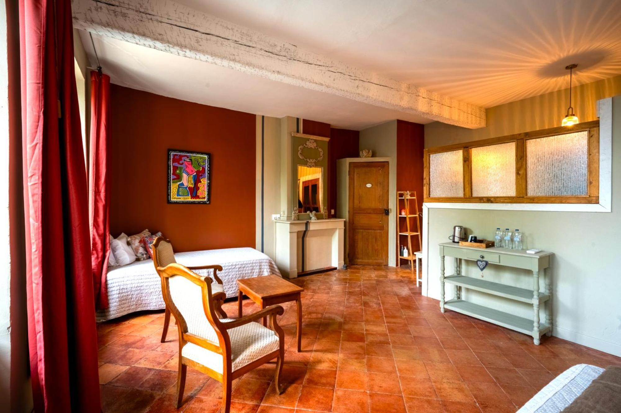 Prieure Saint-Louis Maison D'Hotes Флур Экстерьер фото